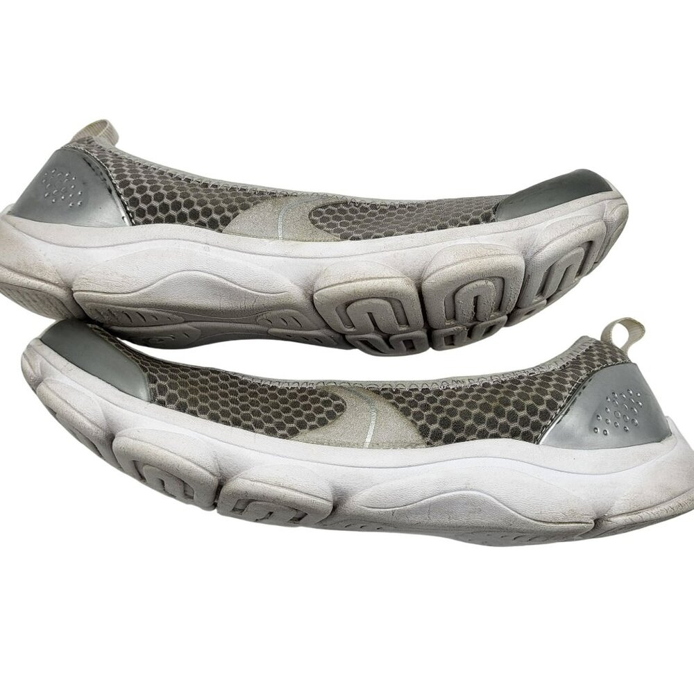 Easy Spirit Slip-On Walking Athletic Shoes Sneakers Gray White Comfort Women's 9 - Picture 11 of 12